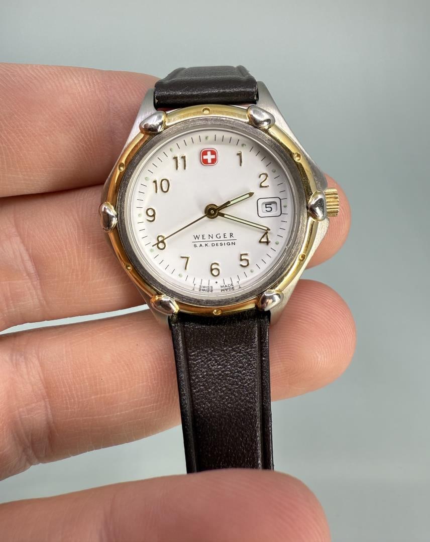 Wenger Swiss Army SAK Design Watch: Working.