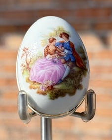 Limoges Lovers Egg Shaped Porcelain Box