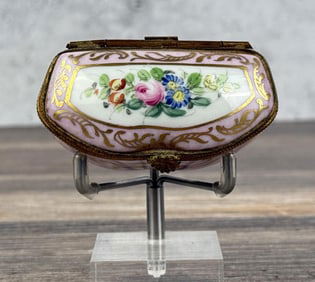 Limoges Decor Main Porcelain Trinket Box