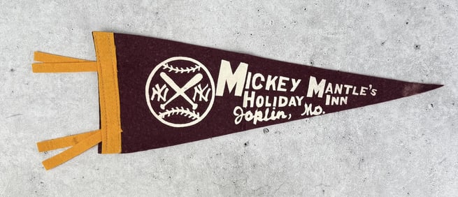 Mickey Mantles Holiday Inn Pennant