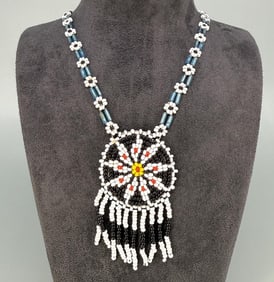 Native American Indian Beaded Rosette Necklace