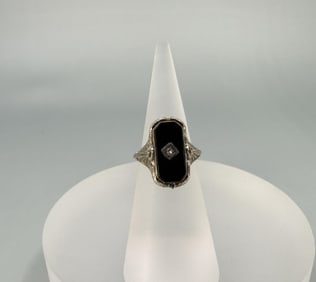 Victorian 14K White Gold Ring