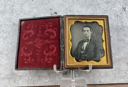 Antique Daguerreotype Photo Fancy Bowtie