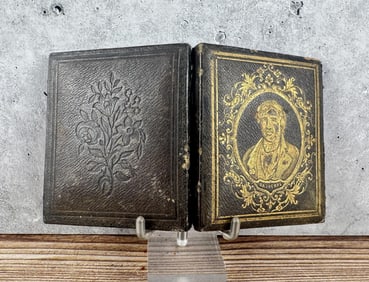 Meade Louis Daguerre Daguerreotype Case