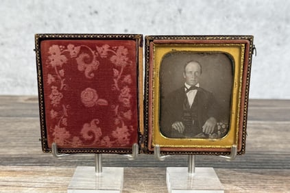 Antique Daguerreotype Photo Fancy Bowtie