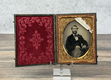 Antique Quarter Plate Ambrotype Photo Stately Man