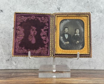 Antique Daguerreotype Photo Man And Wife