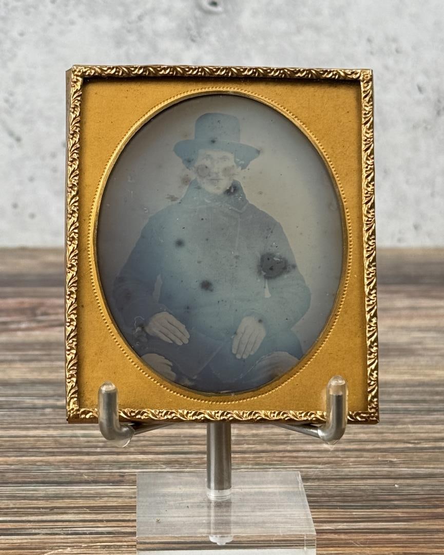 Antique Daguerreotype Photo Soldier or Preacher (1 of 3)