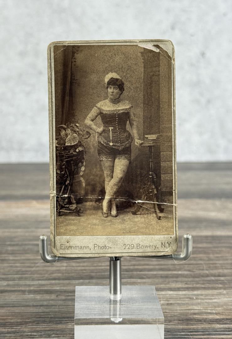 Nora Hildebrandt Tattoo Lady Sideshow Freak CDV (1 of 3)