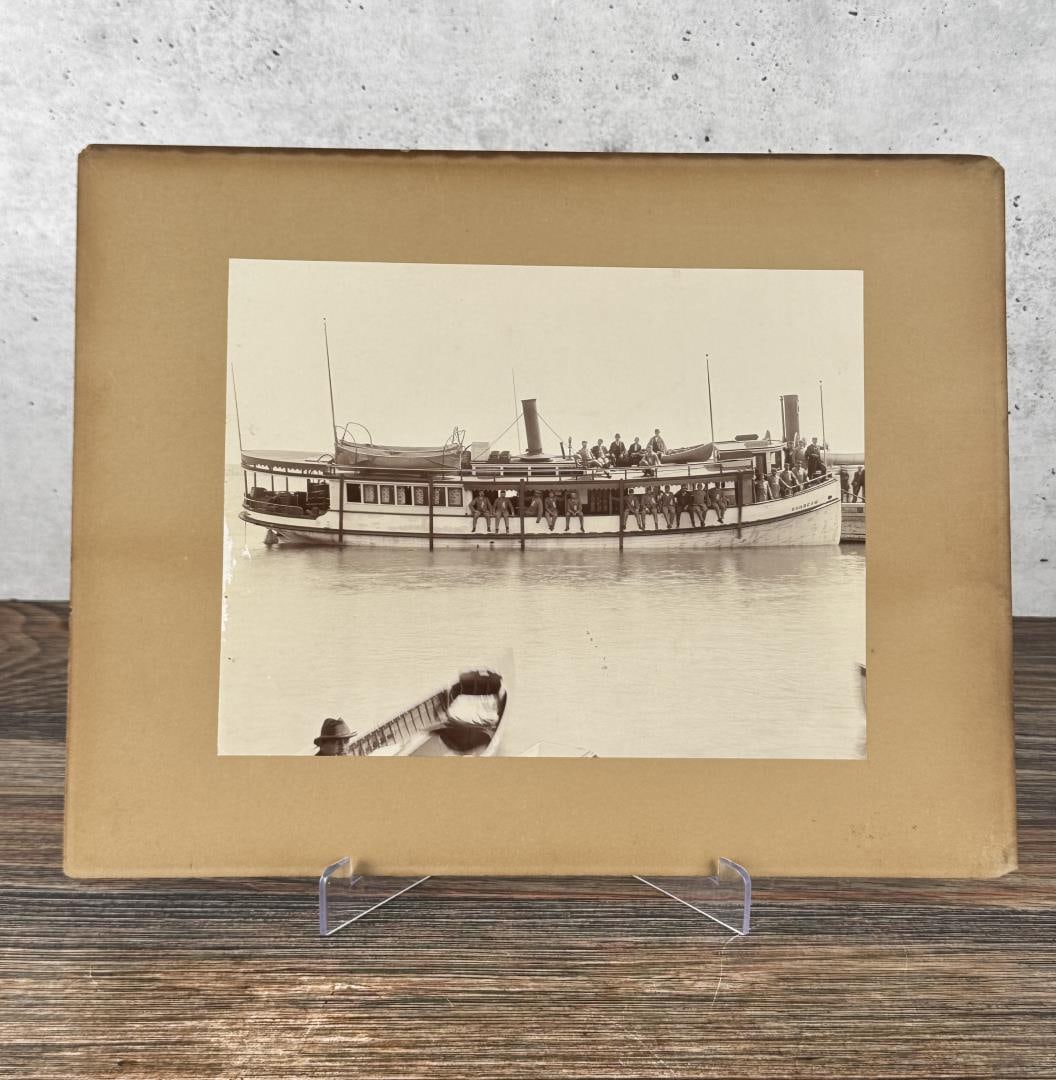 Steam Ship Cabinet Photo: 10 3/4" by 14"