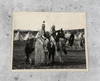 Bus Howdyshell Pendleton Oregon Indian Photo