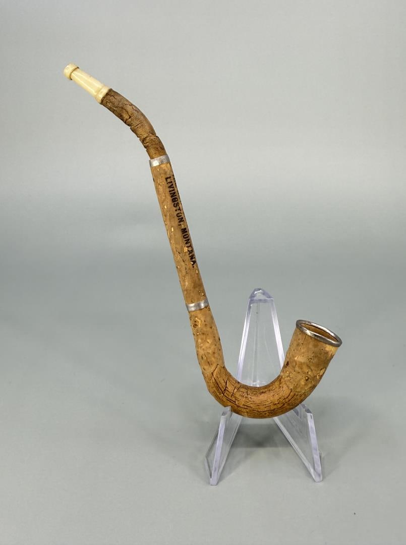 New Grabow Hotel Livingston Montana Pipe: 5 3/4" long.