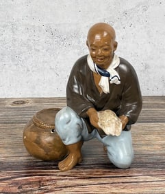 Hakata Urasaki Pottery Squid Seller