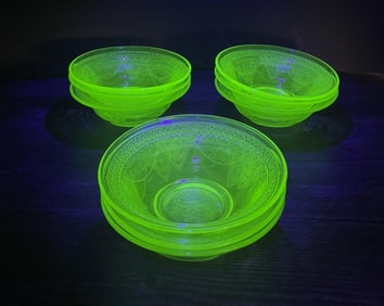 Federal Georgian Love Birds Uranium Glass Bowls