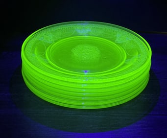Federal Georgian Love Birds Uranium Glass Plates