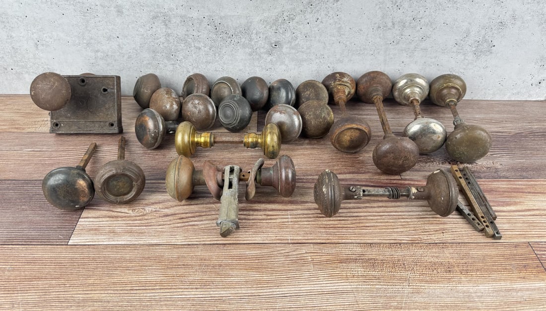 Collection of Antique Metal Door Knobs (1 of 5)