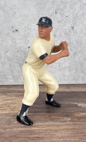 Hartland Mickey Mantle Baseball Statue