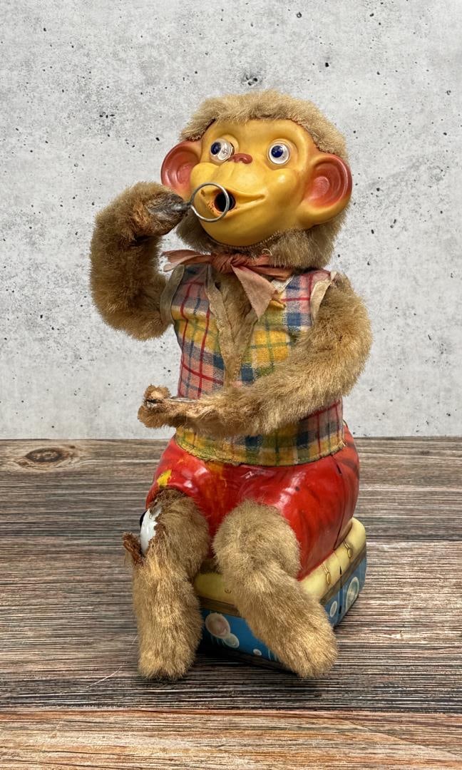 Alps Bubble Blowing Battery Operated Monkey Toy: Not working.