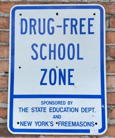 New York Drug Free School Zone Sign