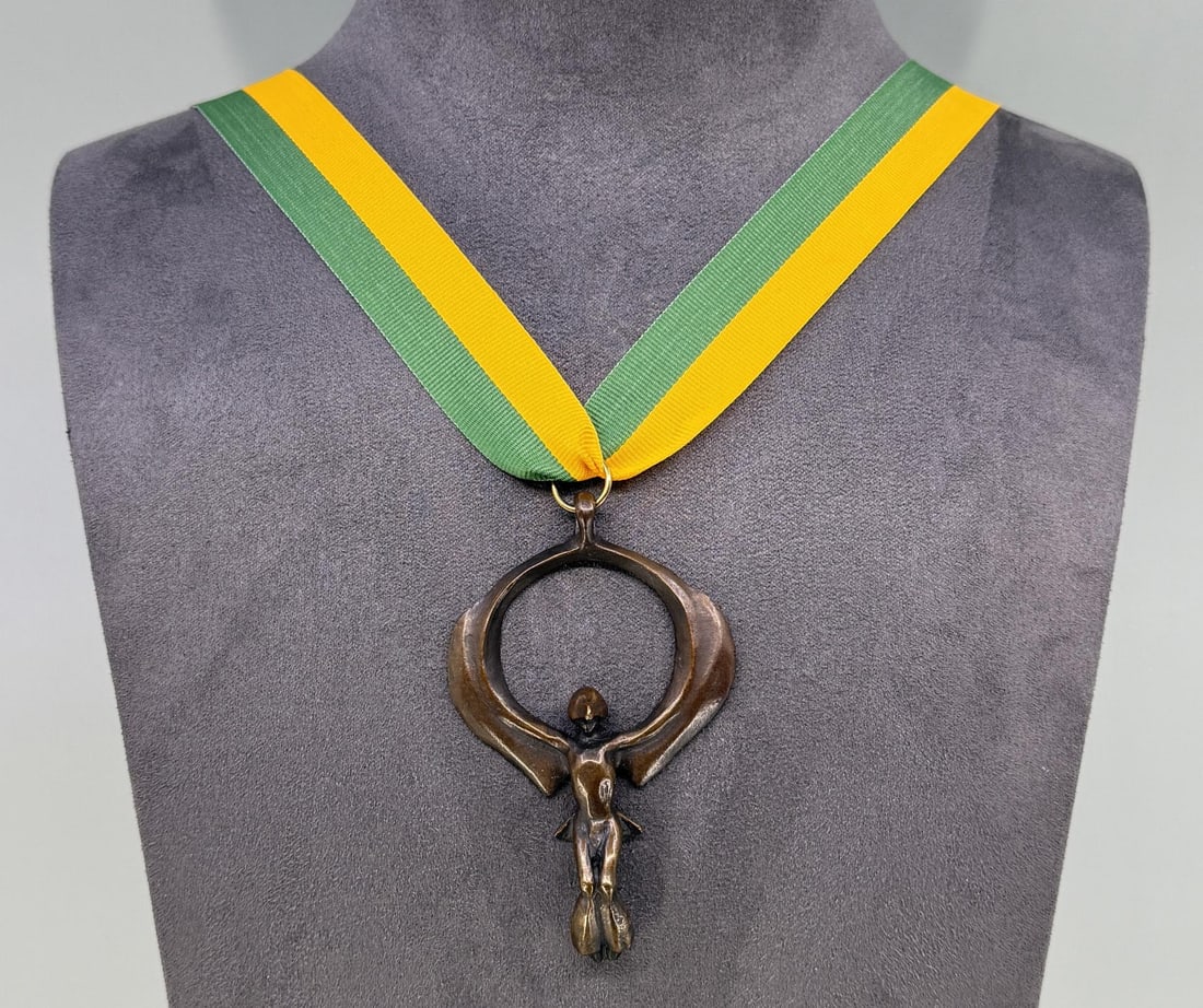 Hollis Williford 1985 Prix de West Bronze Medal (1 of 4)