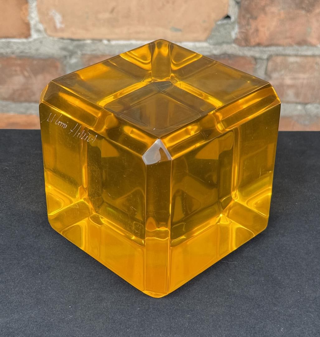 Shlomi Haziza Acrylic Lucite Cube (1 of 7)