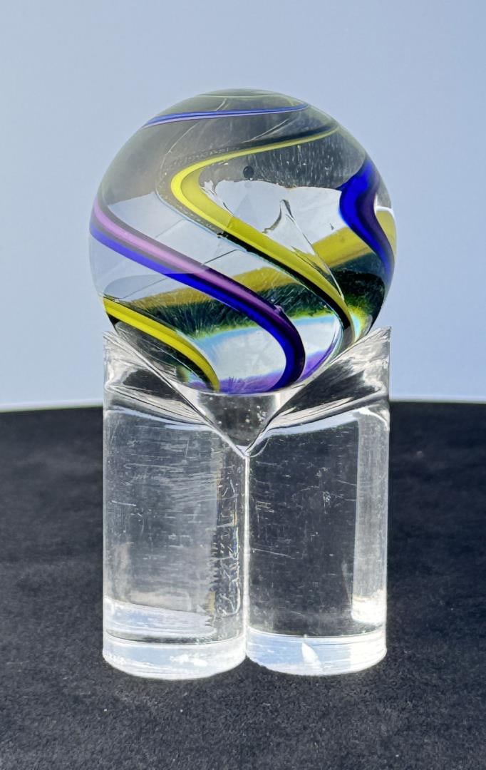 Fritz Lauenstein Art Glass Marble: 1 5/8" diameter. Signed and dated 2005 Fritz Glass is owned & operated by the husband & wife team of Fritz Lauenstein and June Raymond. Fritz started blowing glass in 1974 at Gould Academy in Bethel,