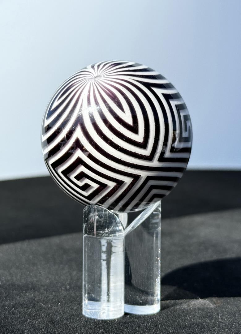 Mark Matthews Wee Labyrinth Art Glass Marble (1 of 4)