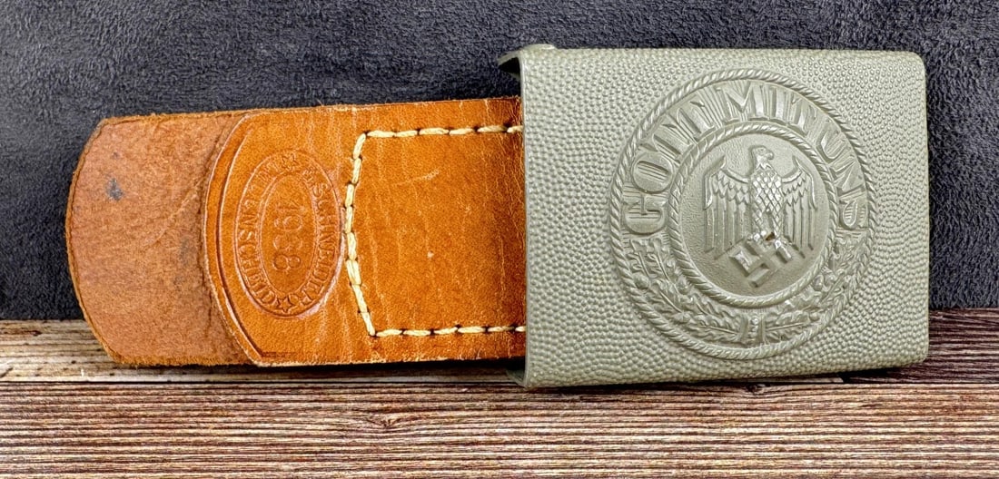 WW2 German Heer Army Belt Buckle: Appears to be unissued.