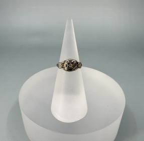18k Gold and Diamond Ring