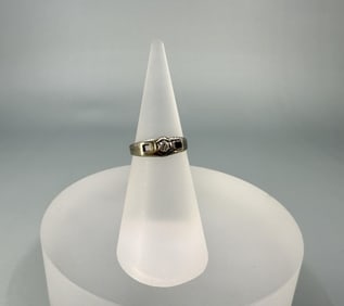 18k Gold and Diamond Ring