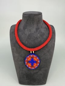 Native American Indian Beaded Rosette Necklace