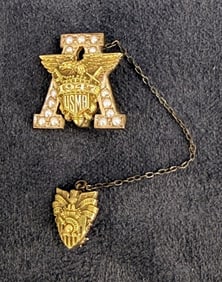 14K Gold 1941 USMA Military Academy West Point Pin