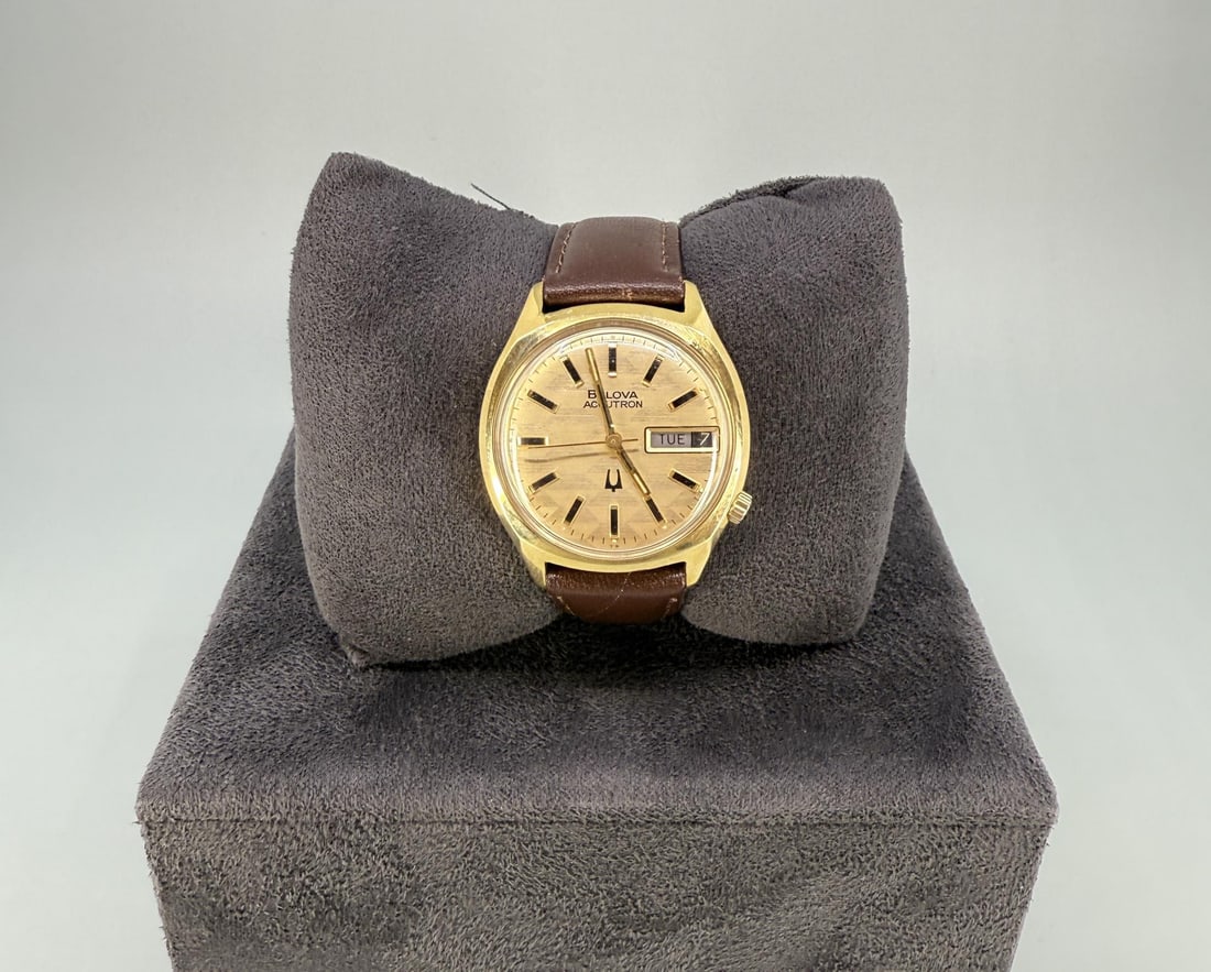 Bulova Accutron 2181 Tuning Fork Watch: Quick set date. Not working.