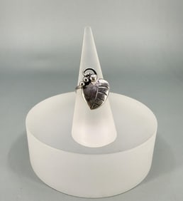 Sterling Silver Grape Leaf Ring