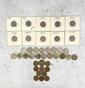 Large Group Of Collectible US Coins