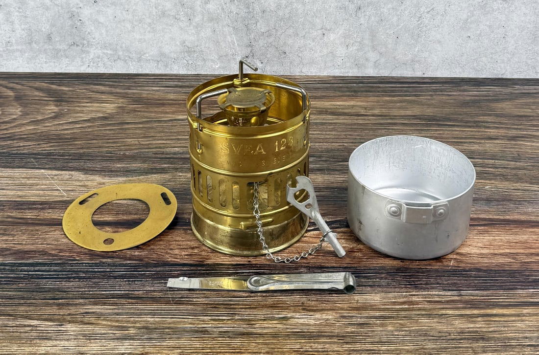 SVEA 123 Hiking Camping Backpacking Stove (1 of 6)