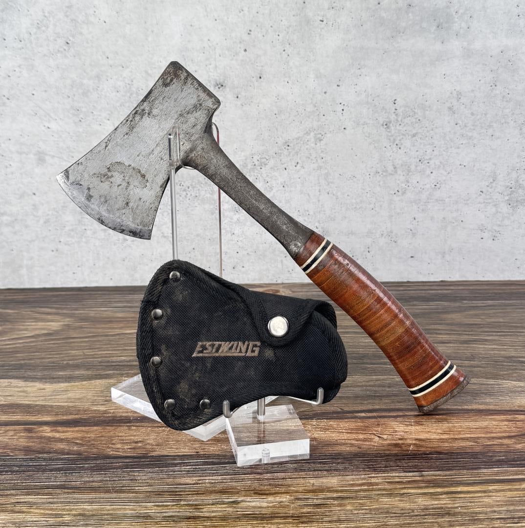 Estwing Leather Handle Hatchet (1 of 5)