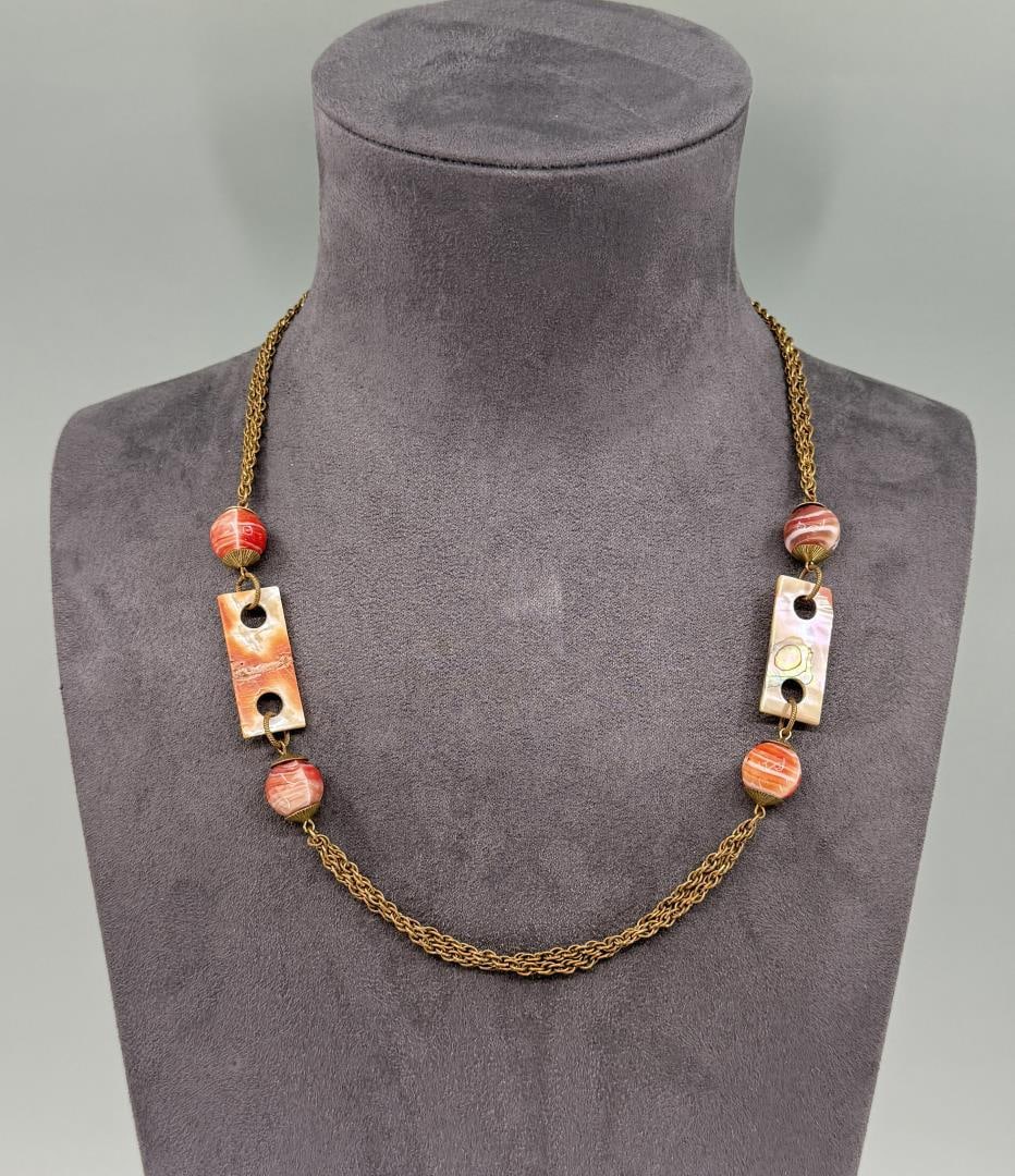 Miriam Haskell Spiny Oyster Shell Necklace (1 of 6)