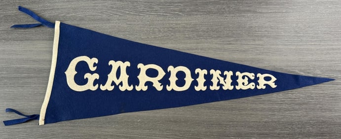 Gardiner Montana Souvenir Felt Pennant