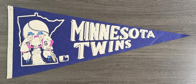 1969 Minnesota Twins Baseball Souvenir Pennant