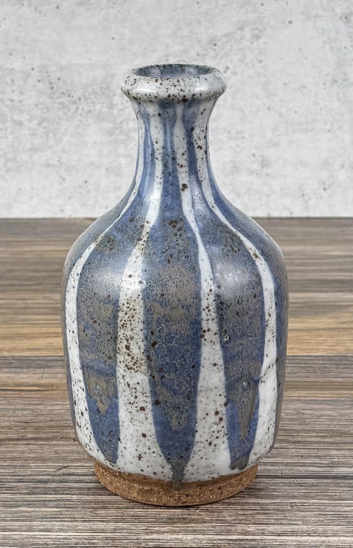 Walter Hook Montana Studio Pottery Vase (1 of 9)