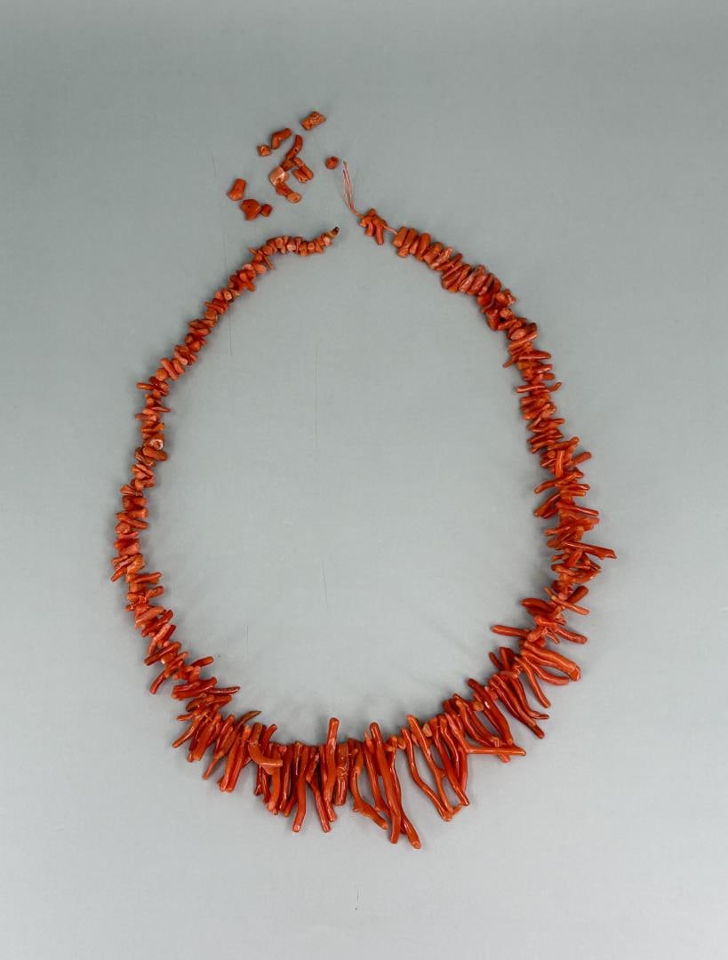 Santo Domingo Pueblo Branch Coral Necklace (1 of 3)