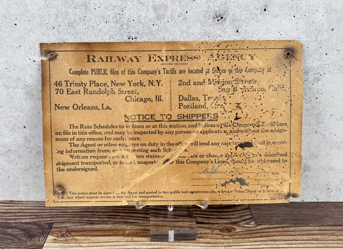 Railway Express Agency Tariff Notice Sign: 7" by 11"