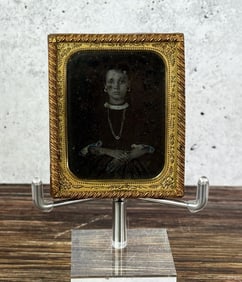 Antique Daguerreotype Photo Woman Gold Jewelry