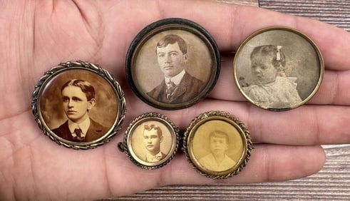Collection of Photo Buttons Pins