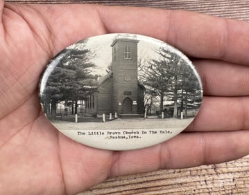 Nashua Iowa Celluloid Pocket Mirror