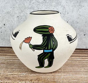 Hopi Toad Indian Seed Pot