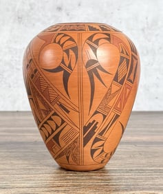 Gloria Kahe Hopi Seed Jar Pot