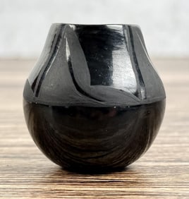 Linda Askan Diane Halsey Santa Clara Pueblo Pot