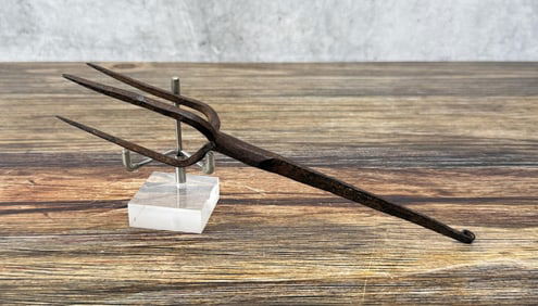Colonial Three Prong Rat Tail Iron Fork